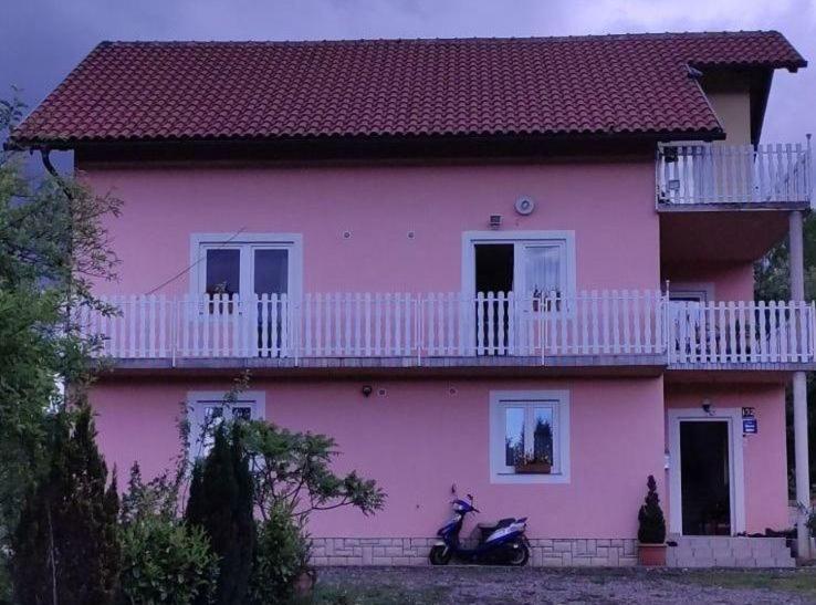 Rooms With A Parking Space Grabovac, Plitvice - 19216 Rakovica Buitenkant foto